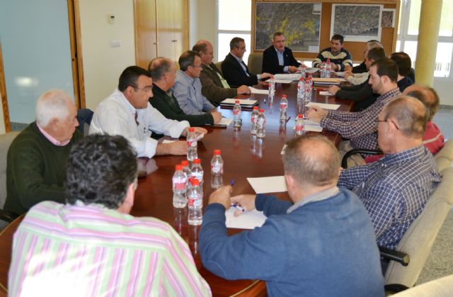 El alcalde de Águilas asiste a la Asamblea de la Comunidad de Regantes de Águilas - 1, Foto 1