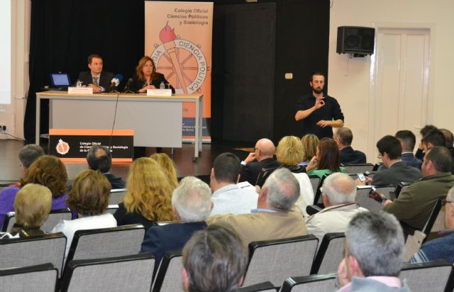 Políticos, ecologistas, promotores, agricultores y politólogos debaten sobre el futuro del Mar Menor - 1, Foto 1