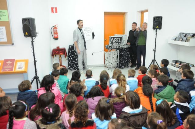 Más espaciosa y cercana, los vecinos de La Palma disfrutan de su nueva biblioteca - 3, Foto 3