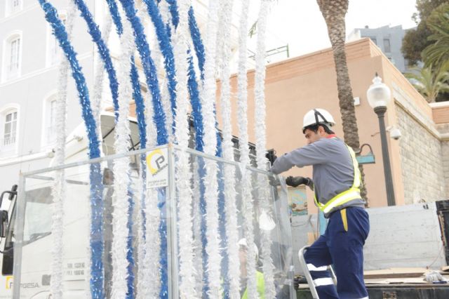 La ciudad se viste de fiesta con las luces de Carnaval - 2, Foto 2