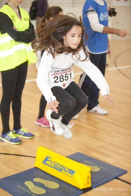 Los benjamines del Narval consiguen el tercer puesto en la regional de Jugando al Atletismo - 5, Foto 5