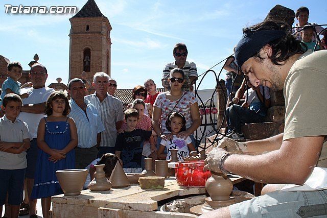 This Sunday conclusion of the artisan market returns at the shrine of La Santa, Foto 1