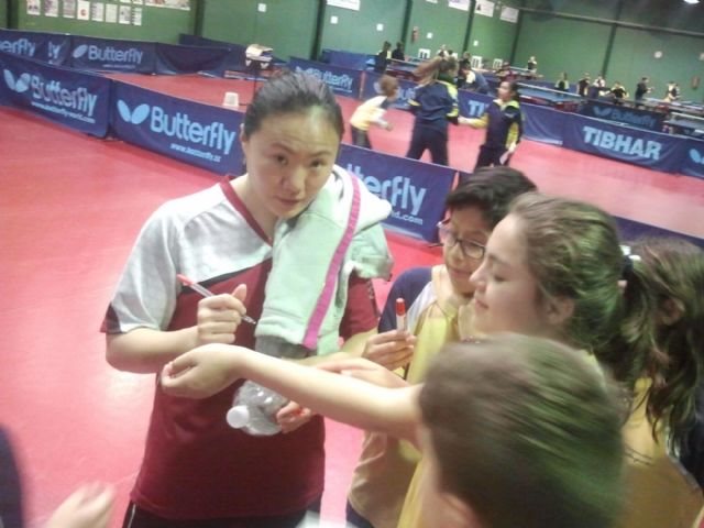 Más de sesenta pequeños del colegio Hispania practican el tenis de mesa - 2, Foto 2