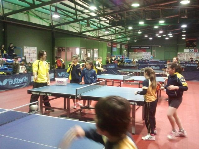Más de sesenta pequeños del colegio Hispania practican el tenis de mesa - 3, Foto 3