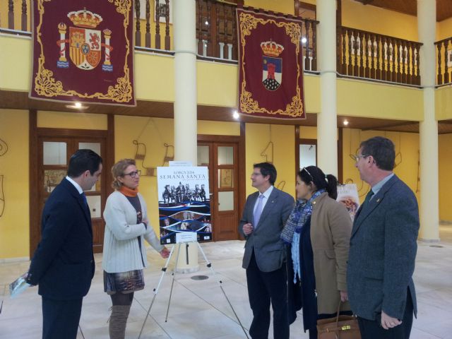 La exposición promocional de la Semana Santa lorquina en el castillo de Santa Ana de Roquetas de Mar ha recibido más de 4.200 visitas - 2, Foto 2