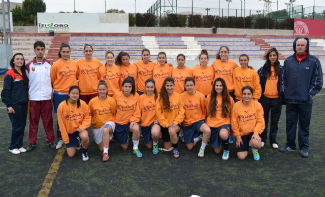 La selección juvenil femenina, a por una plaza para la final - 1, Foto 1