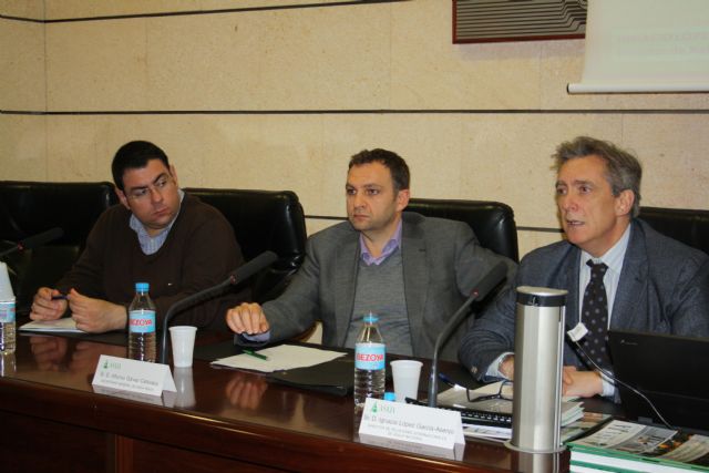 ASAJA Murcia advierte que en la nueva PAC quién trabaje la tierra cobrará la subvención - 1, Foto 1