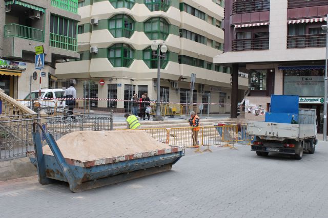 Servicios inicia las obras de remodelación de las escaleras del Rey Don Pedro - 4, Foto 4