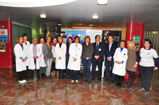 Se inaugura el stand informativo en el Hospital Universitario Virgen de la Arrixaca de Murcia - 3, Foto 3