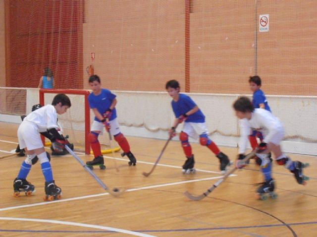 Primer partido fuera de la Regin de Murcia del Club Hockey Patines de Totana - 2