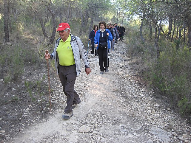 Una veintena de senderistas participaron en la ruta organizada por Deportes en Sierra Espuña por el trmino municipal de Pliego - 11