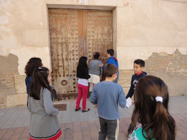 Los niños del Prncipe de España aprenden la importancia del Archivo Municipal, Foto 2