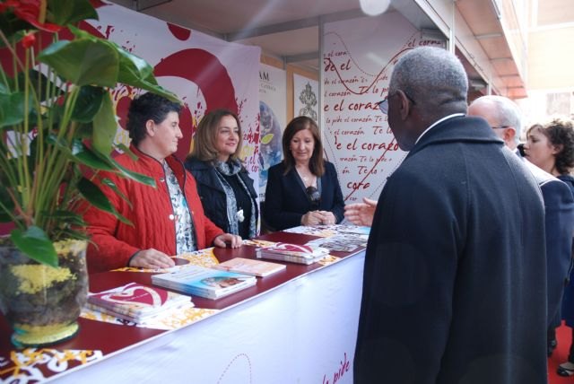 Palacios destaca el carácter solidario de los murcianos, especialmente en tiempos de crisis - 1, Foto 1