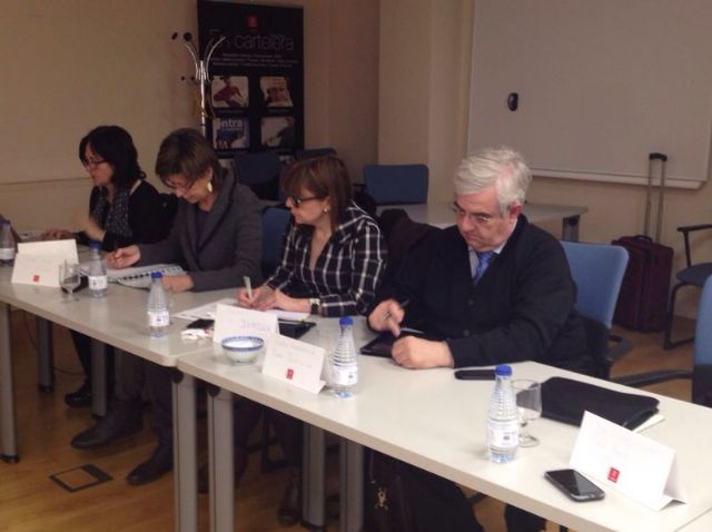 El alcalde asiste a la última reunión de ACEVIN en la que se han incorporado como Rutas del Vino certificadas Txakoli´ y Rueda - 2, Foto 2