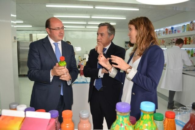 Educación y AMC firman un acuerdo para el desarrollo de la Formación Profesional Dual - 1, Foto 1