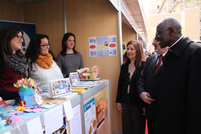 Un homenaje al voluntariado y la ayuda social - 2, Foto 2