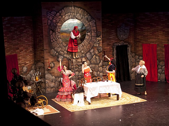 El Teatro Romea present la historia 