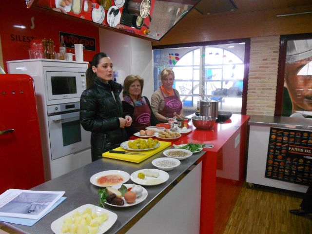 Los Centros de la Mujer enseñan sus secretos de cocina - 1, Foto 1