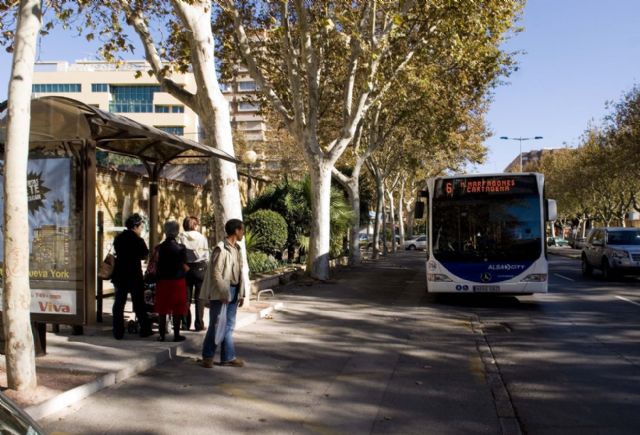 La Media Marathón del domingo obliga a desviar las líneas de autobuses - 1, Foto 1