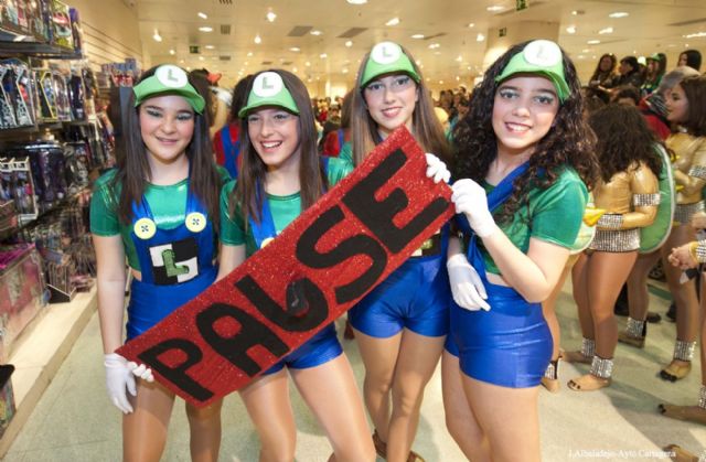 El Carnaval sigue moviendo el esqueleto - 5, Foto 5