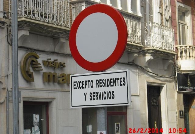 MC lamenta que con la nueva plaza San Francisco de treinta plazas para residentes se pase a sólo diez - 1, Foto 1