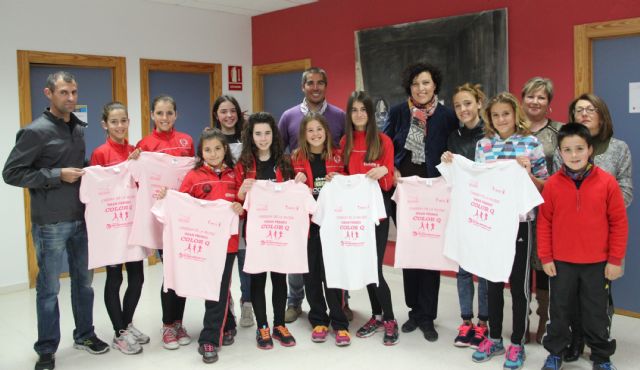 La atleta Almudena Rodríguez que ha sido 5 veces campeona de España presenta la Carrera de la Mujer Ciudad de Puerto Lumbreras - 2, Foto 2