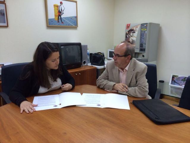 El Ayuntamiento apoya el Bachillerato Internacional colaborando con el IES Alfonso X - 1, Foto 1