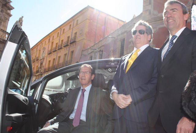 El Alcalde destaca las mejoras que implica el Plan Adapta para la mejora de la movilidad de las personas con discapacidad - 1, Foto 1