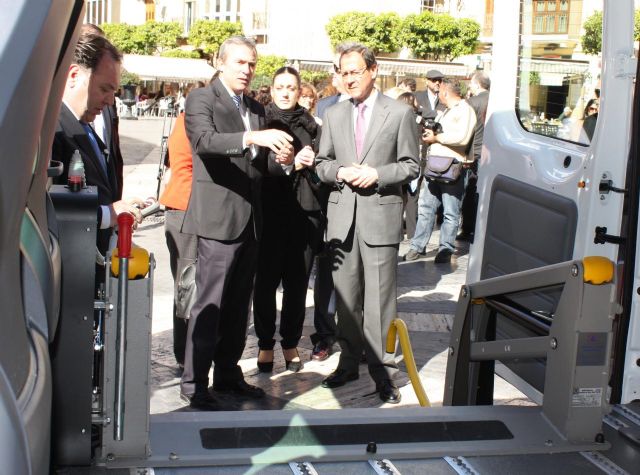 El Alcalde destaca las mejoras que implica el Plan Adapta para la mejora de la movilidad de las personas con discapacidad - 3, Foto 3