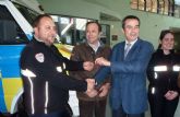 La Comunidad entrega un vehculo a la Unidad Canina de Salvamento