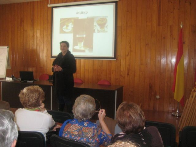 La gastronomía, protagonista de Un paseo por la Historia y Tradiciones de nuestra ciudad - 3, Foto 3