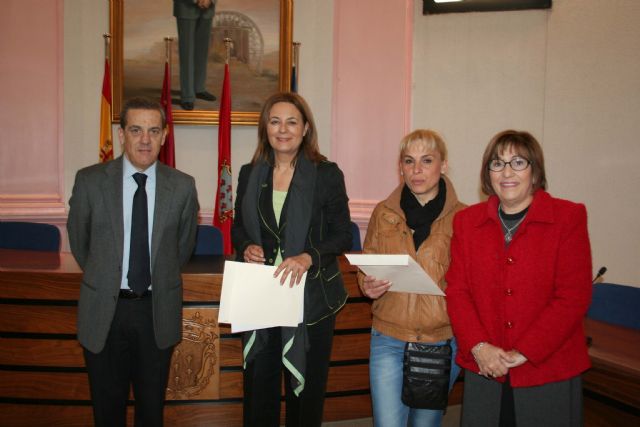Alcantarilla entrega mañana sus premios de la mujer a la Asociación Mujeres Hileras, a nivel institucional - 1, Foto 1
