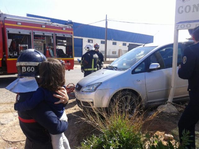 Los Bomberos de Cartagena trabajan el día de su patrón - 2, Foto 2