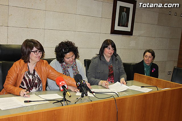 El ayuntamiento de Totana y la asociacin 