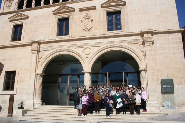 Jumilla celebra el Día Internacional de la Mujer con una jornada de convivencia con trasfondo cultural en femenino - 3, Foto 3