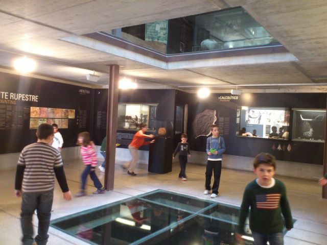 Pieza a Pieza conseguimos un Museo consigue reunir a casi una veintena de escolares en el Museo de Arqueología - 2, Foto 2