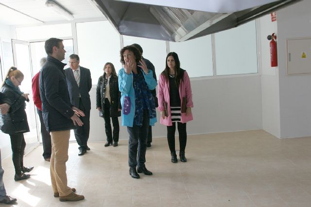 La Consejería de Sanidad y Política Social confirma su compromiso para en el mantenimiento de la residencia de AMPY - 3, Foto 3