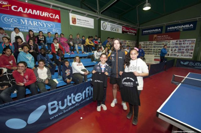Sesión de tenis de mesa con los chavales de los Centros Interculturales - 2, Foto 2