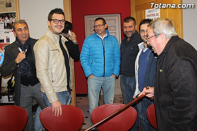 Rueda de prensa en Totana del candidato a las primarias del PSRM-PSOE Roberto Garca - 1
