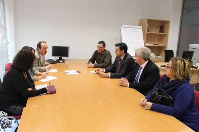 El director general del SEF destaca en Jumilla los importantes avances en políticas de empleo de la Región - 2, Foto 2