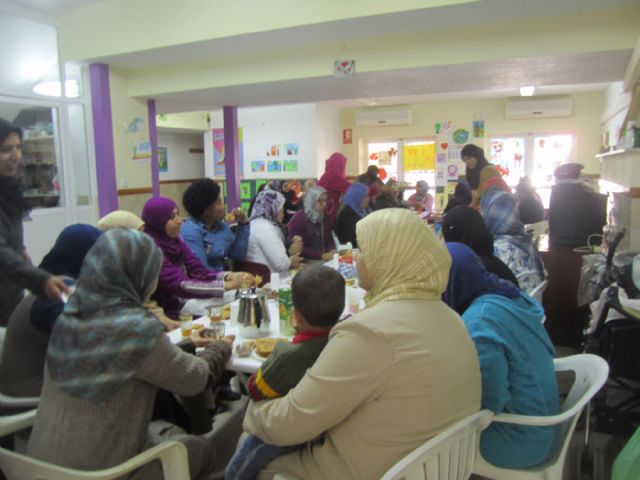 Las mujeres inmigrantes se sumaron a la celebración del 8 de marzo - 1, Foto 1