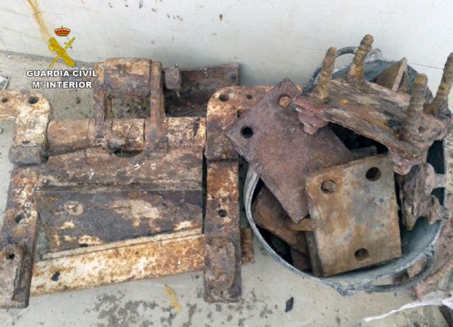 La Guardia Civil desmantela una red dedicada a la sustraccin de bienes de inters cultural de la Sierra Minera de Cartagena y La Unin - 1
