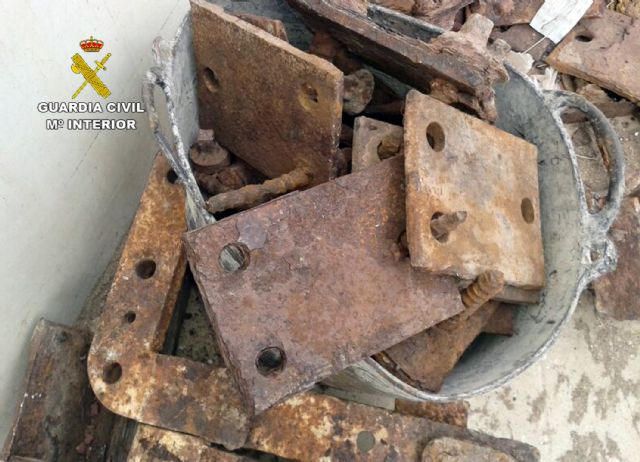 La Guardia Civil desmantela una red dedicada a la sustraccin de bienes de inters cultural de la Sierra Minera de Cartagena y La Unin - 2