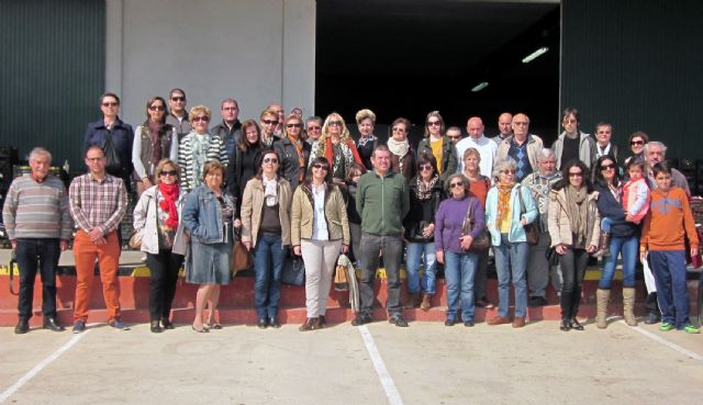 Las concejalías de Consumo y Mujer organizan una visita a ExpoÁguilas - 1, Foto 1