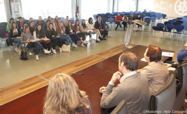 Más de un centenar de jóvenes extranjeros perfeccionan su español en Cartagena - 1, Foto 1