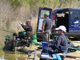 La Primera Copa 'Sensas' organizada por la Asociación de Pesca Deportiva de Bullas contó con un gran ambiente en el embalse del Argos