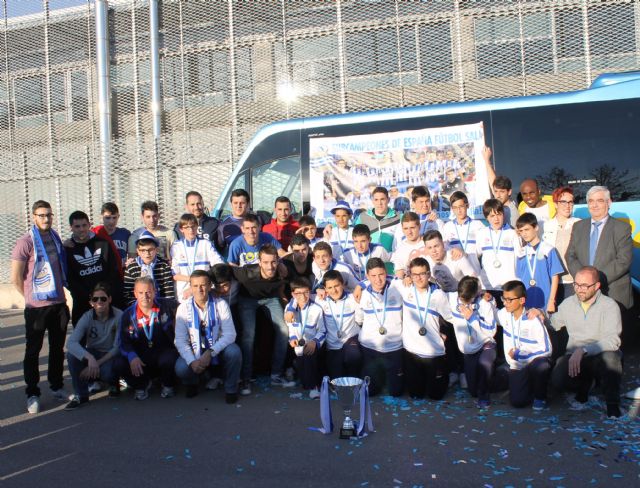 El alcalde recibe a los subcampeones infantiles de la Minicopa de España 2014 - 1, Foto 1
