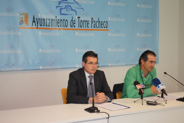 Presentada la Escuela Municipal de Pádel - 1, Foto 1