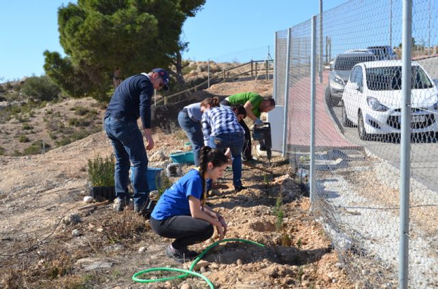 El grupo scout Ítaca participa en la mejora del entorno del aula de la Naturaleza de Las Torres de Cotillas - 4, Foto 4