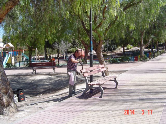 Obras y Servicios realiza labores de mantenimiento y mejora en parques y jardines - 2, Foto 2